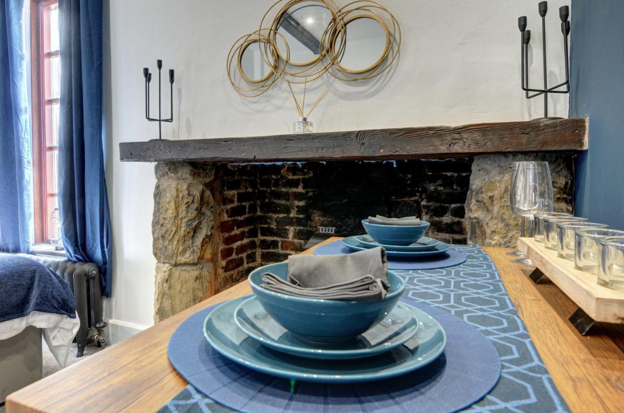 Villa The Old Vicarage - Secure Parking, Fast Wifi, Garden à Leeds  Extérieur photo